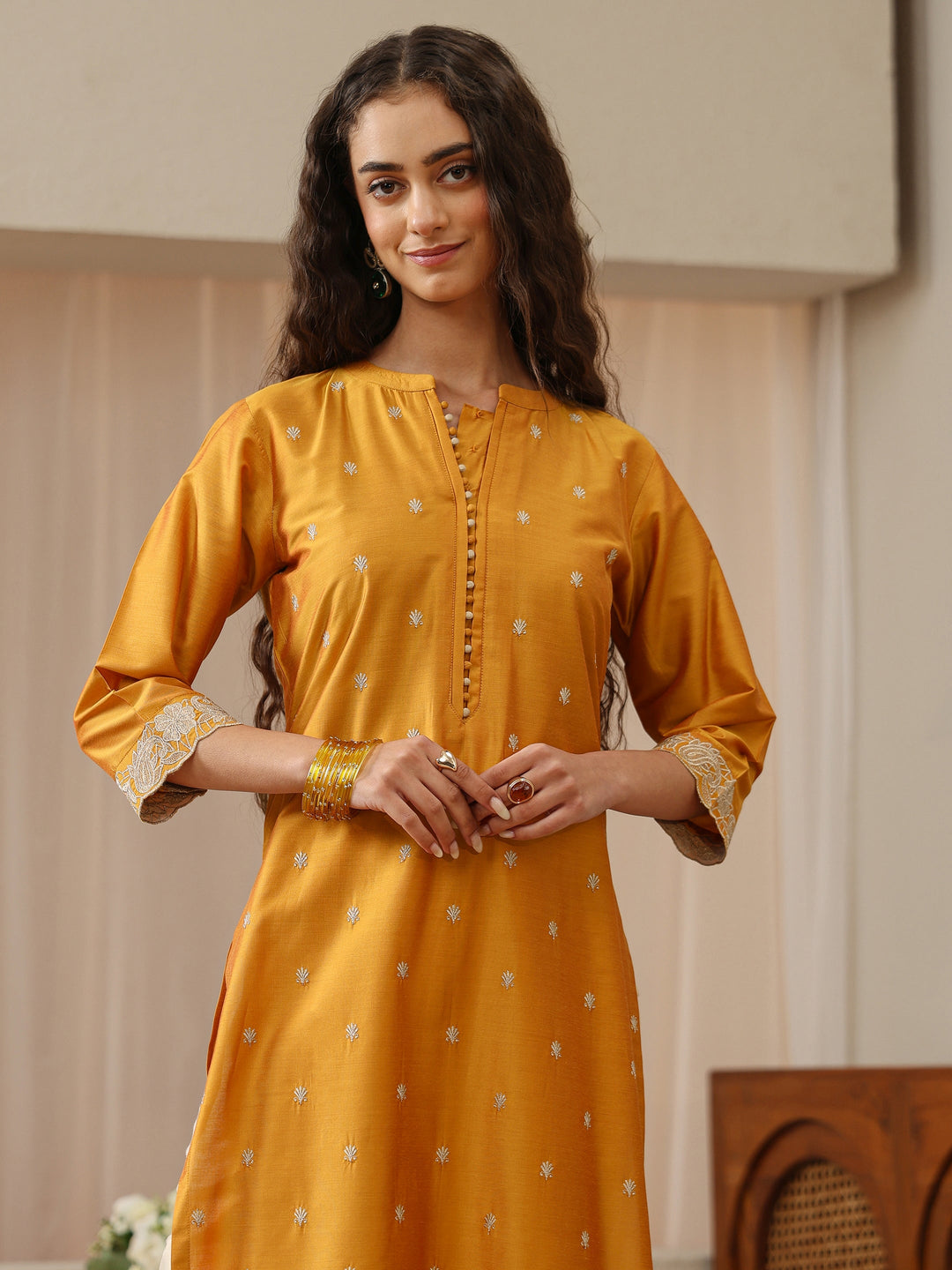  Off White Abstract Printed Panelled A-Line Kurta 
