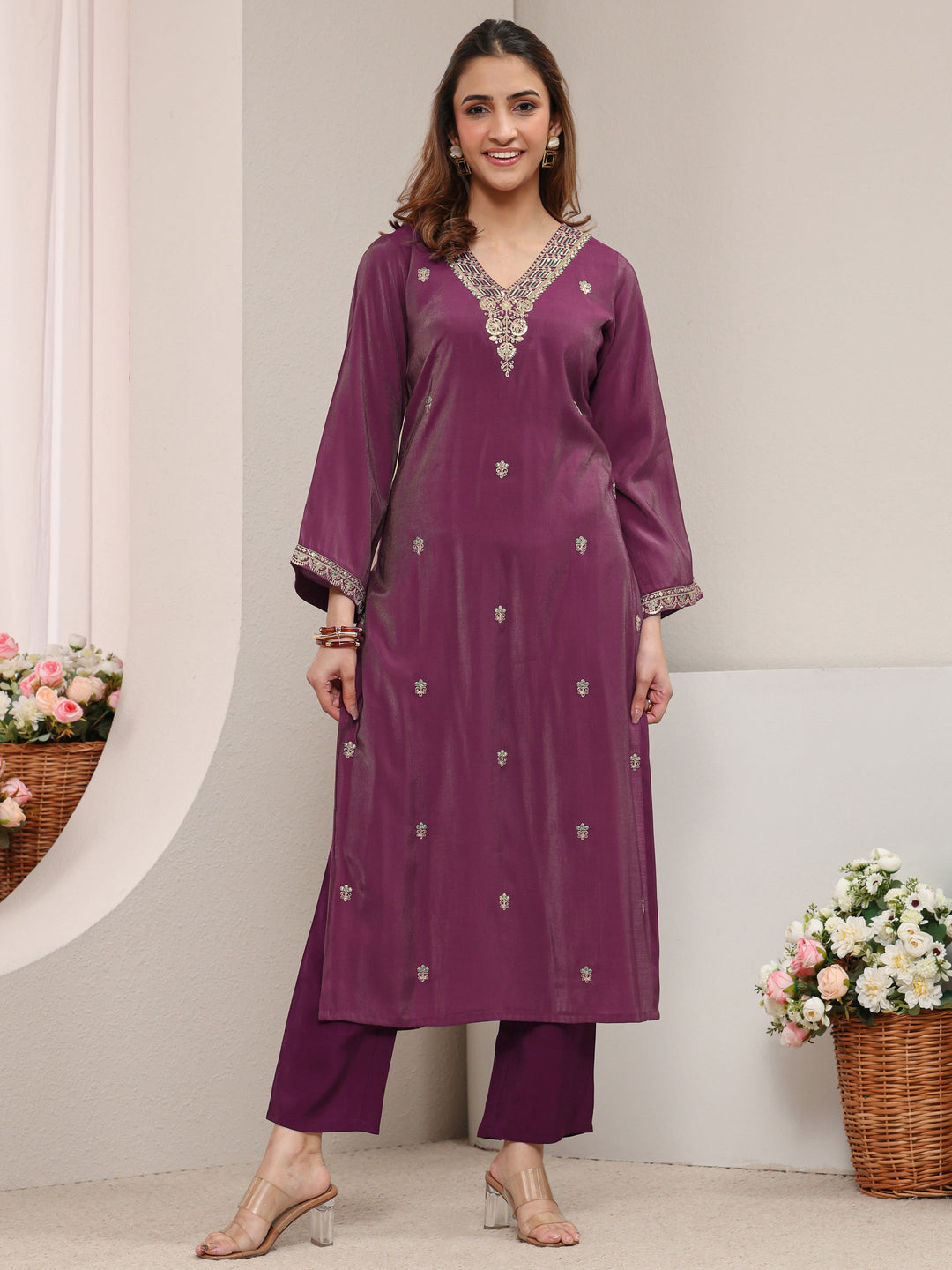  Magenta Embroidered Silk Blend Straight Kurta 