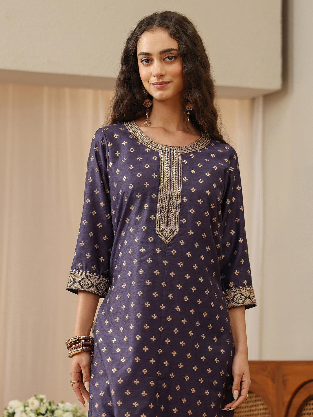  Off White Abstract Printed Panelled A-Line Kurta 