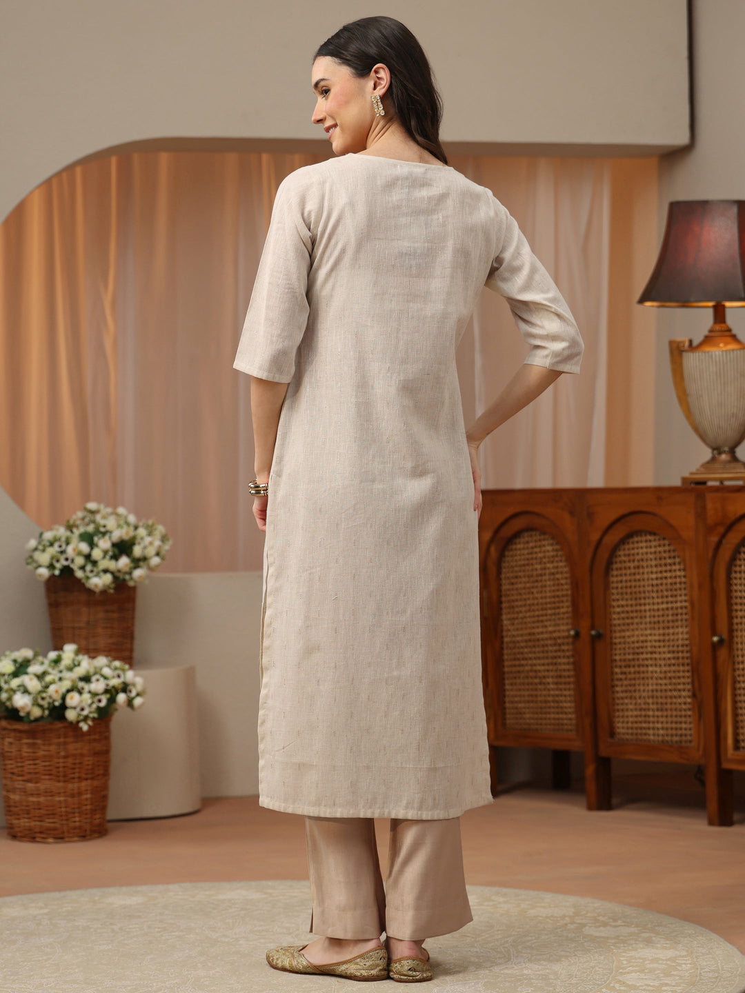  Off White Abstract Printed Panelled A-Line Kurta 