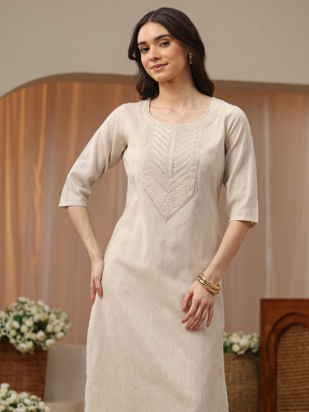  Off White Abstract Printed Panelled A-Line Kurta 