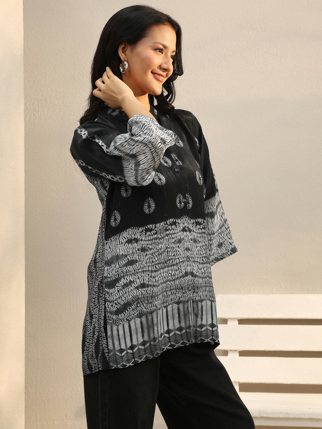  Black Abstract Printed Crepe Shirt 