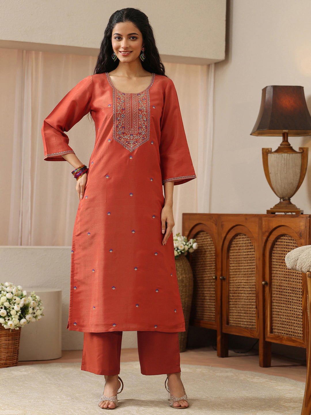  Off White Abstract Printed Panelled A-Line Kurta 