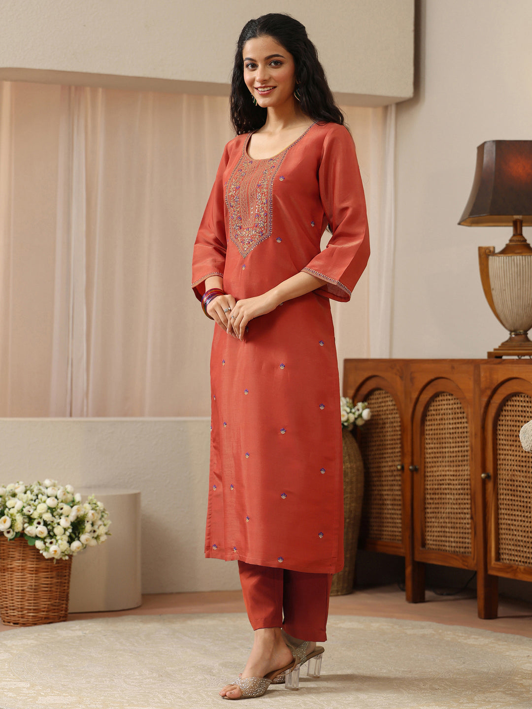  Off White Abstract Printed Panelled A-Line Kurta 