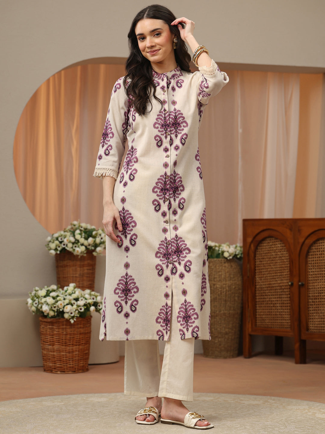  Off White Abstract Printed Panelled A-Line Kurta 
