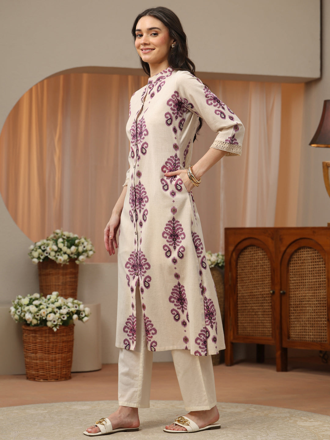  Off White Abstract Printed Panelled A-Line Kurta 