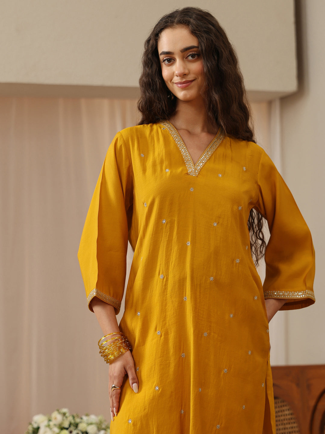  Off White Abstract Printed Panelled A-Line Kurta 