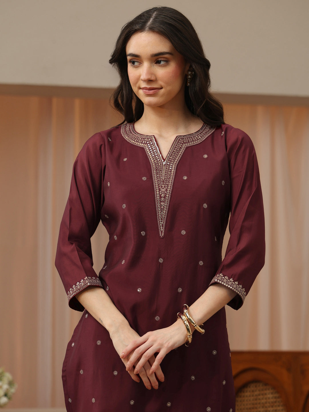 Off White Abstract Printed Panelled A-Line Kurta 