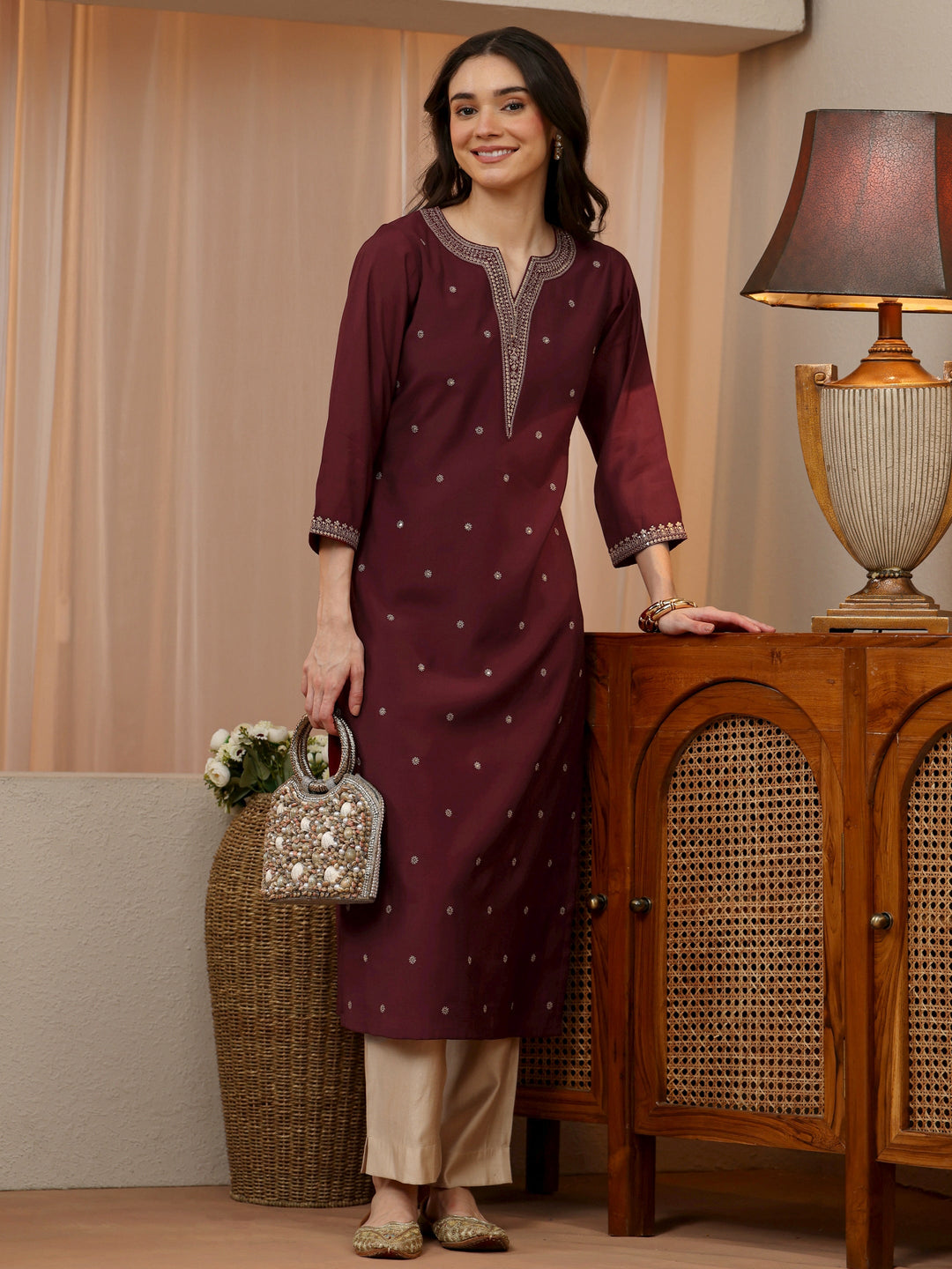  Off White Abstract Printed Panelled A-Line Kurta 