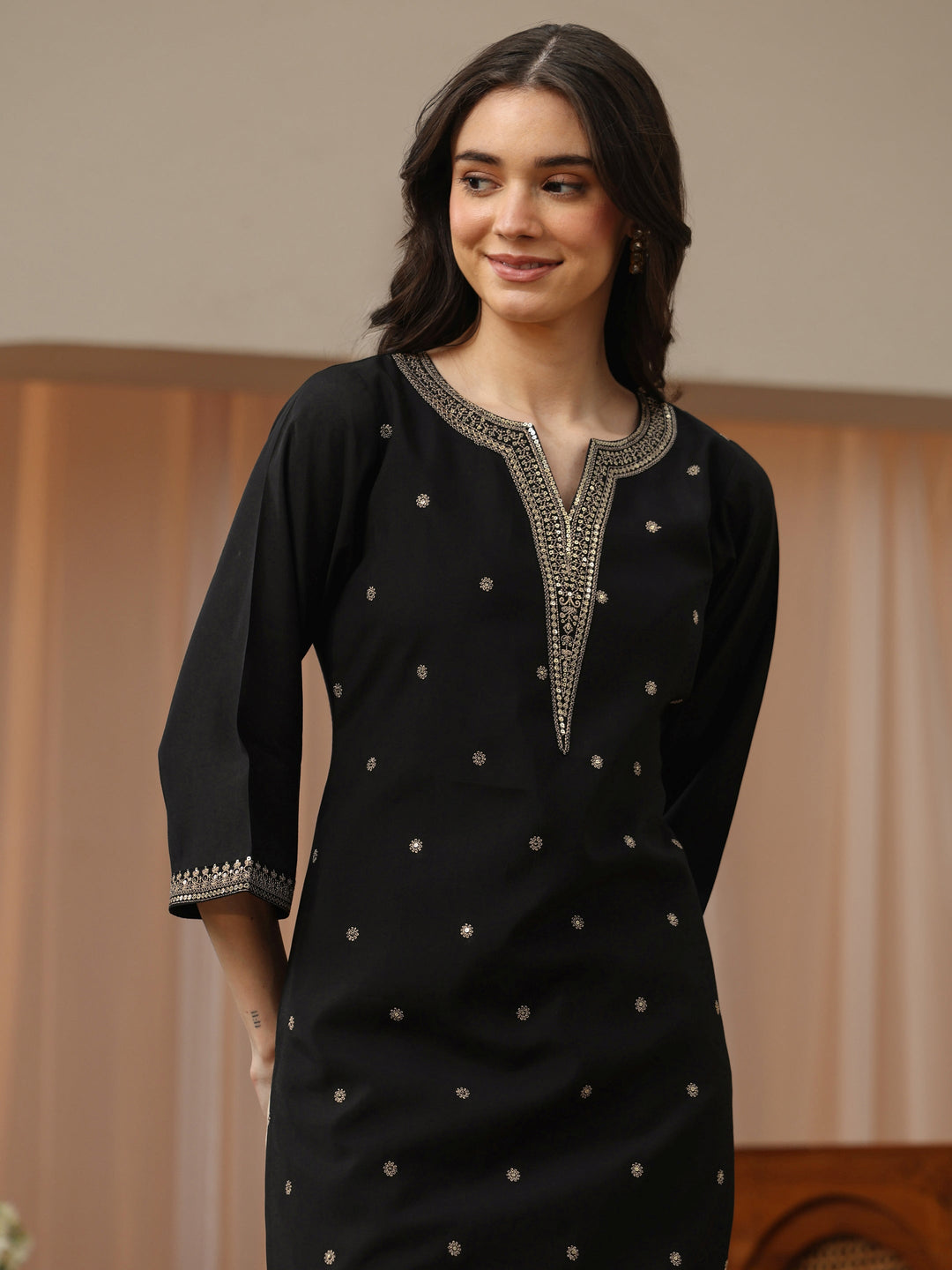 Off White Abstract Printed Panelled A-Line Kurta 