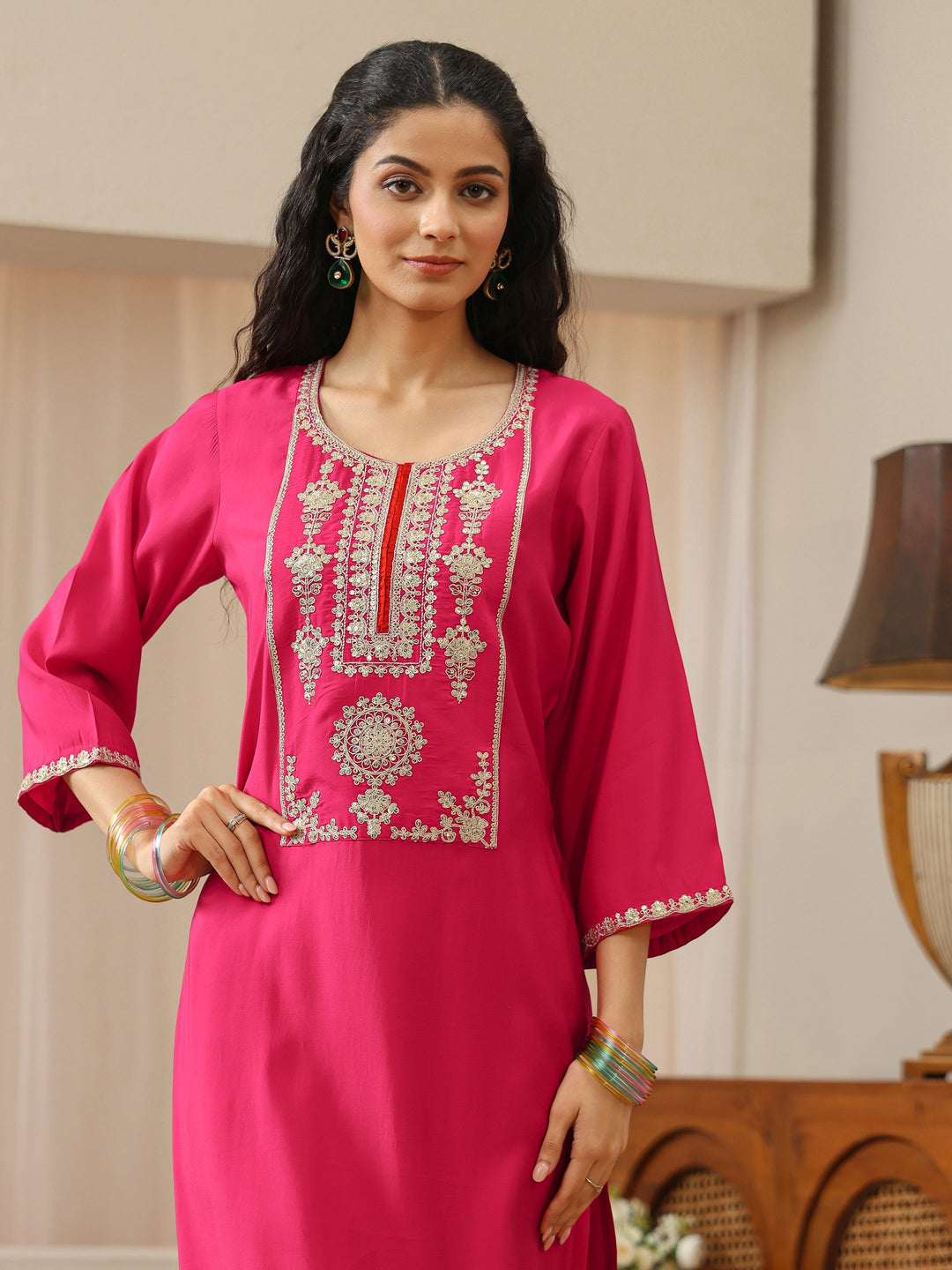  Off White Abstract Printed Panelled A-Line Kurta 