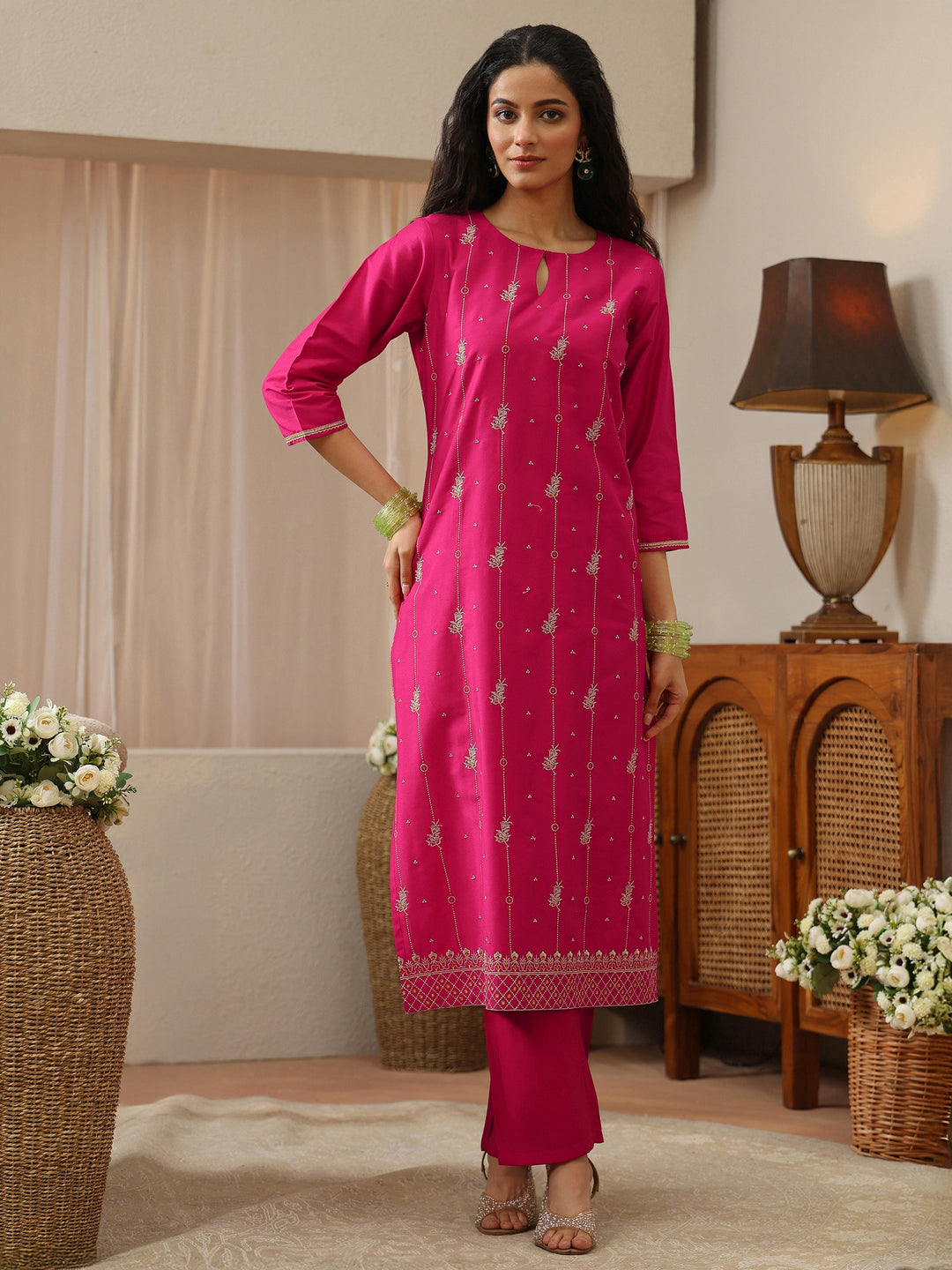  Off White Abstract Printed Panelled A-Line Kurta 