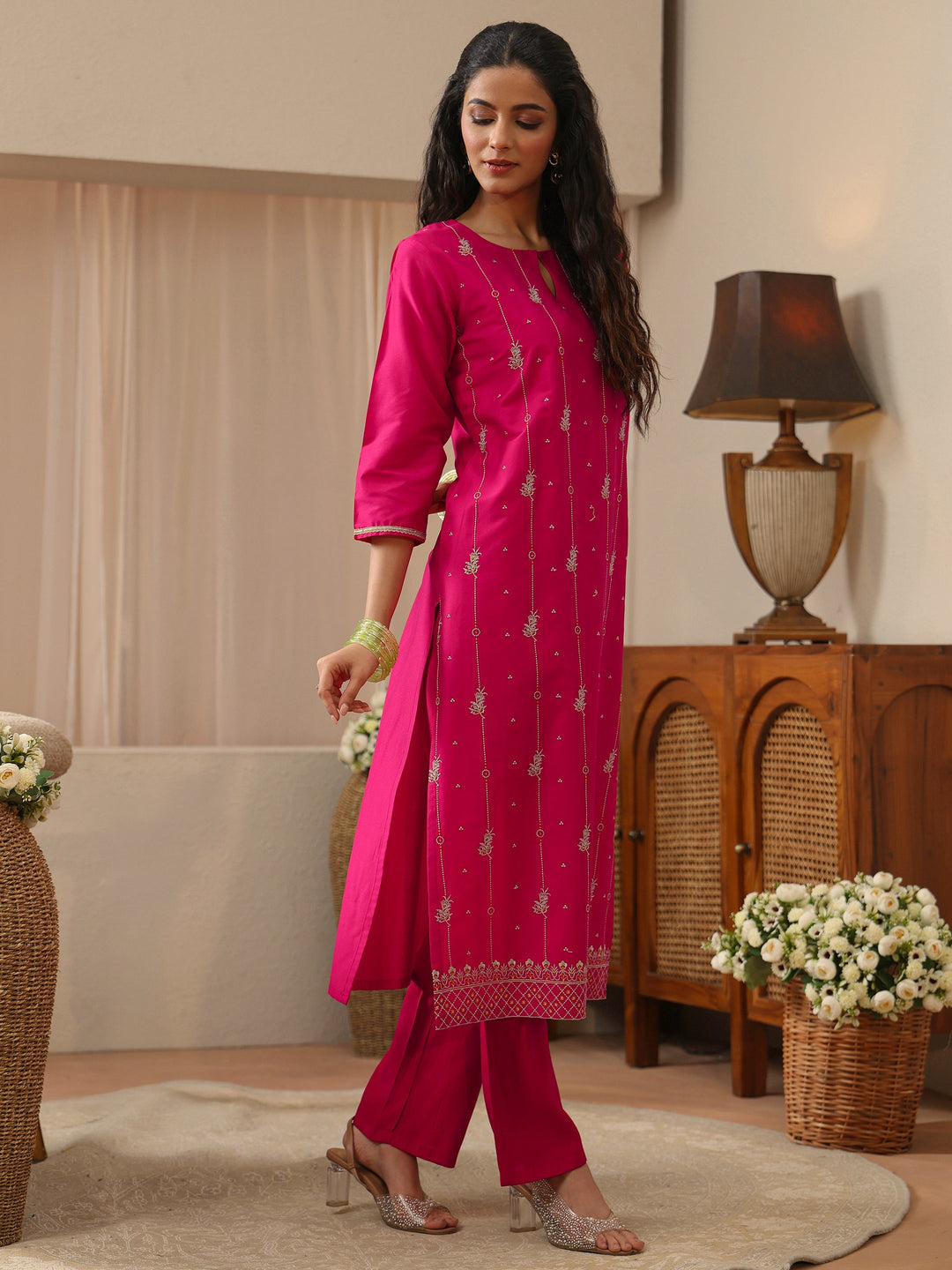  Off White Abstract Printed Panelled A-Line Kurta 