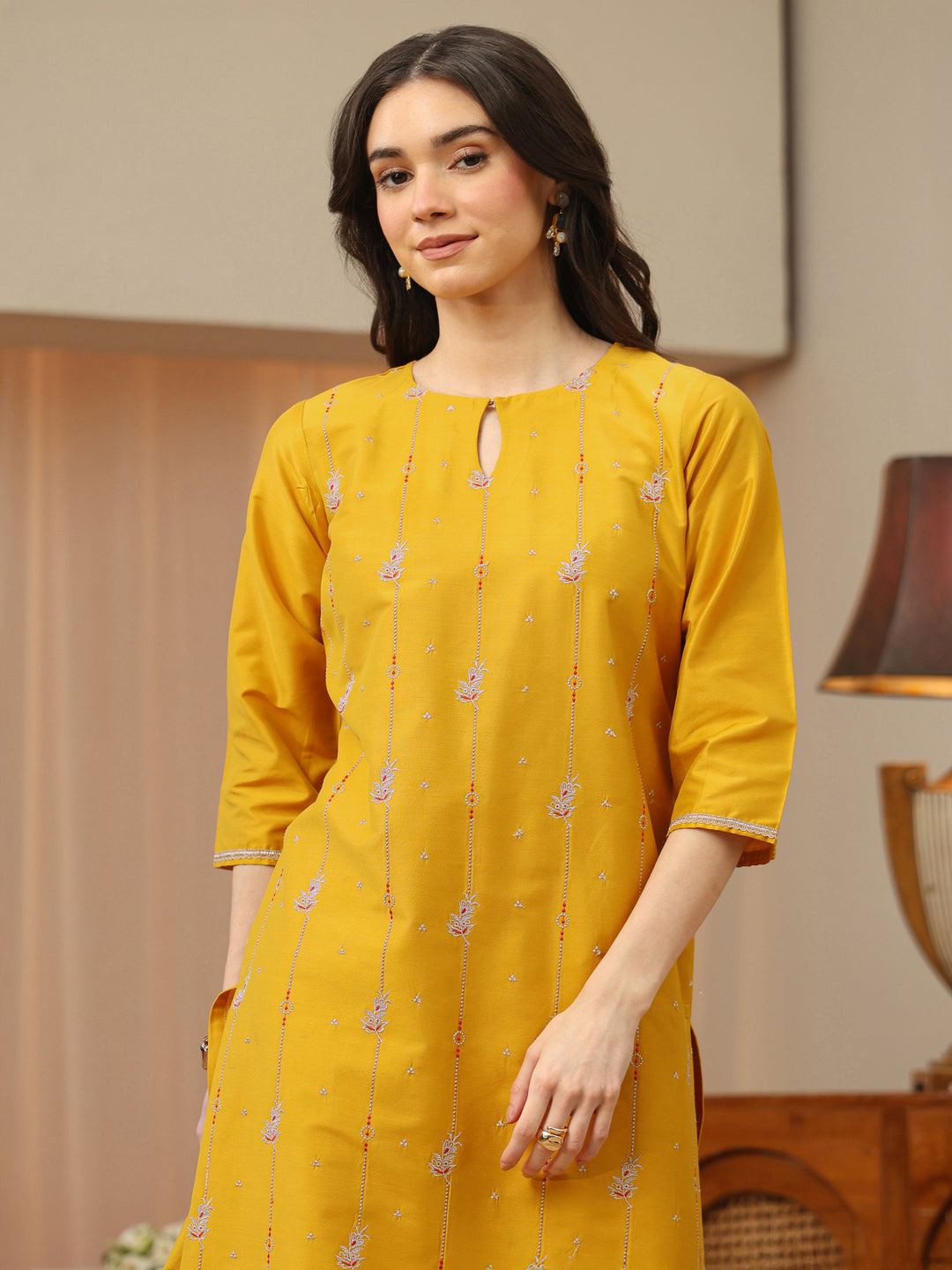  Off White Abstract Printed Panelled A-Line Kurta 