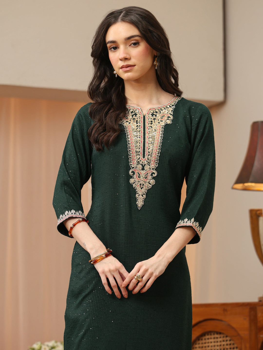  Off White Abstract Printed Panelled A-Line Kurta 