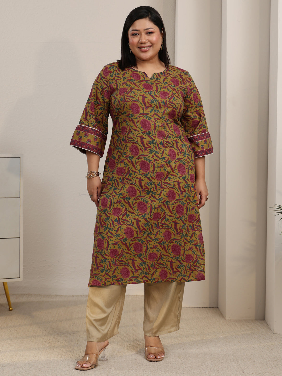  Plus Size Mustard Floral Printed Cotton Straight Kurta 