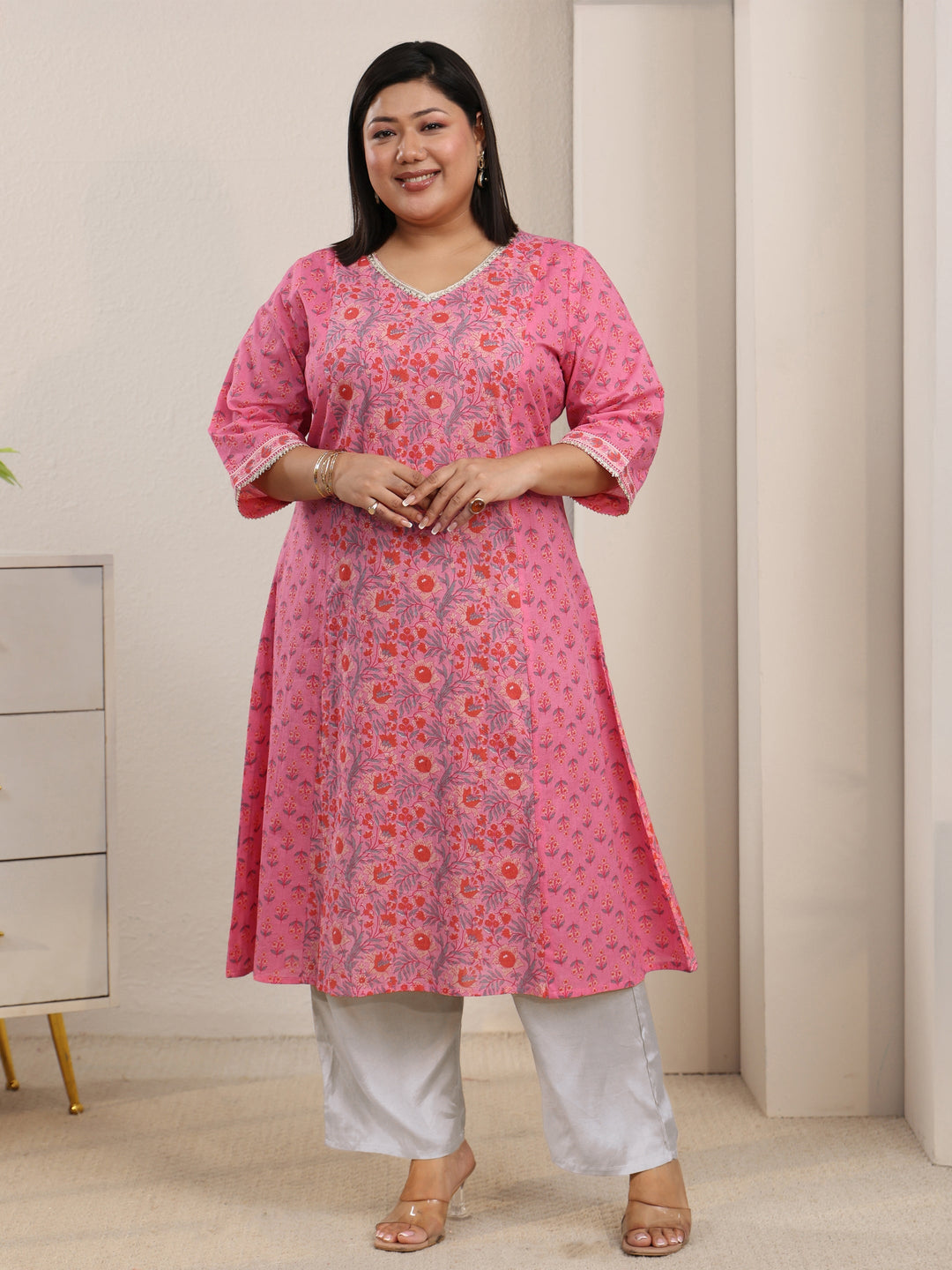  Plus Size Pink Floral Printed Cotton A-Line Kurta 
