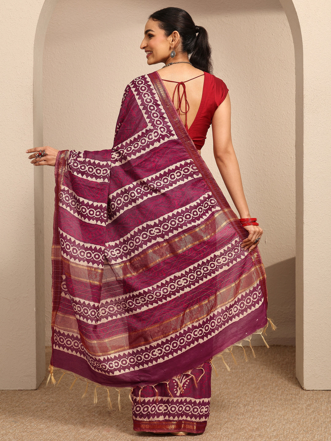  Burgundy Ikat Printed Cotton Saree With Unstitched Blouse Piece 