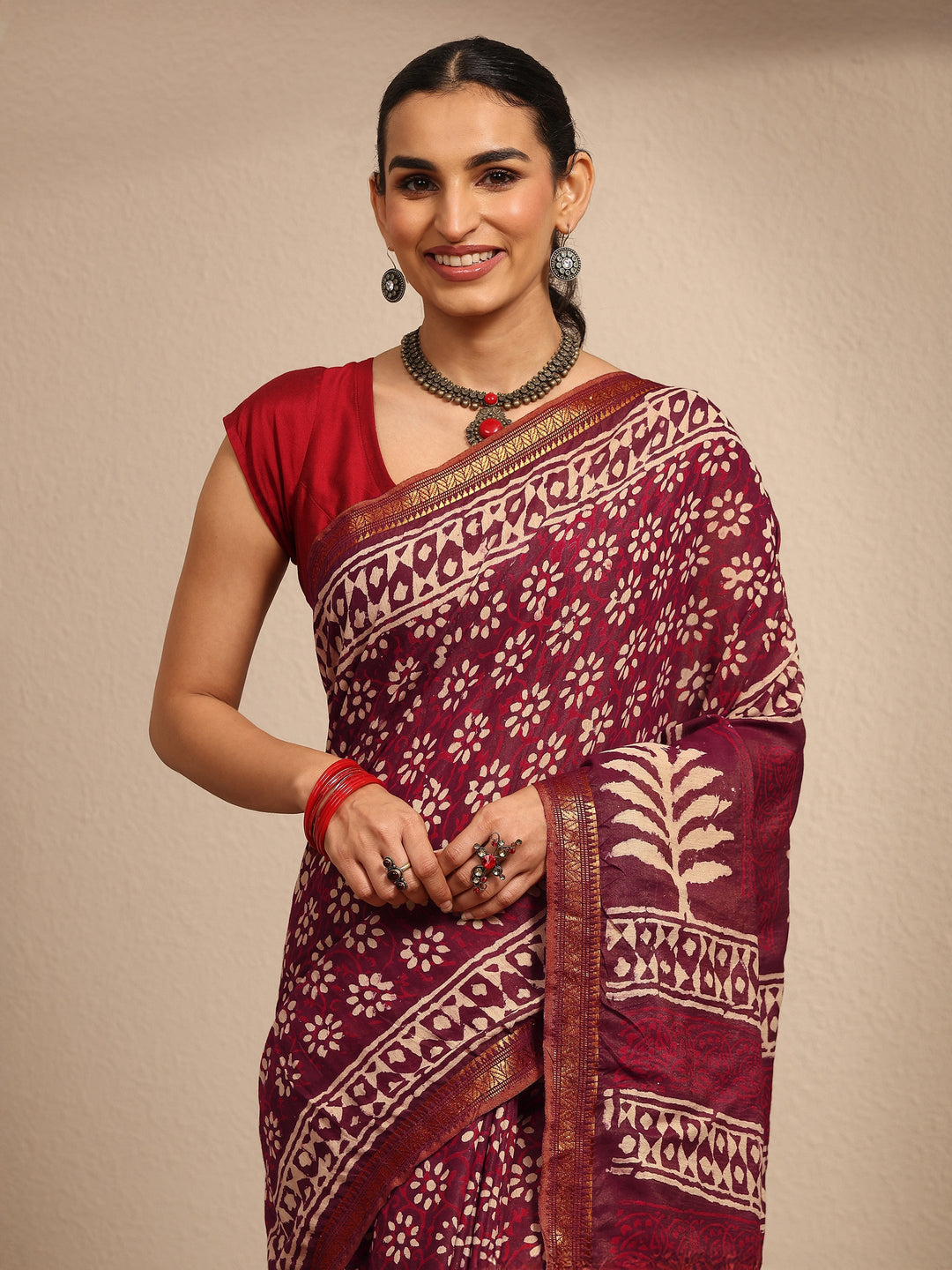  Burgundy Printed Cotton Bagru Saree With Unstitched Blouse Piece 