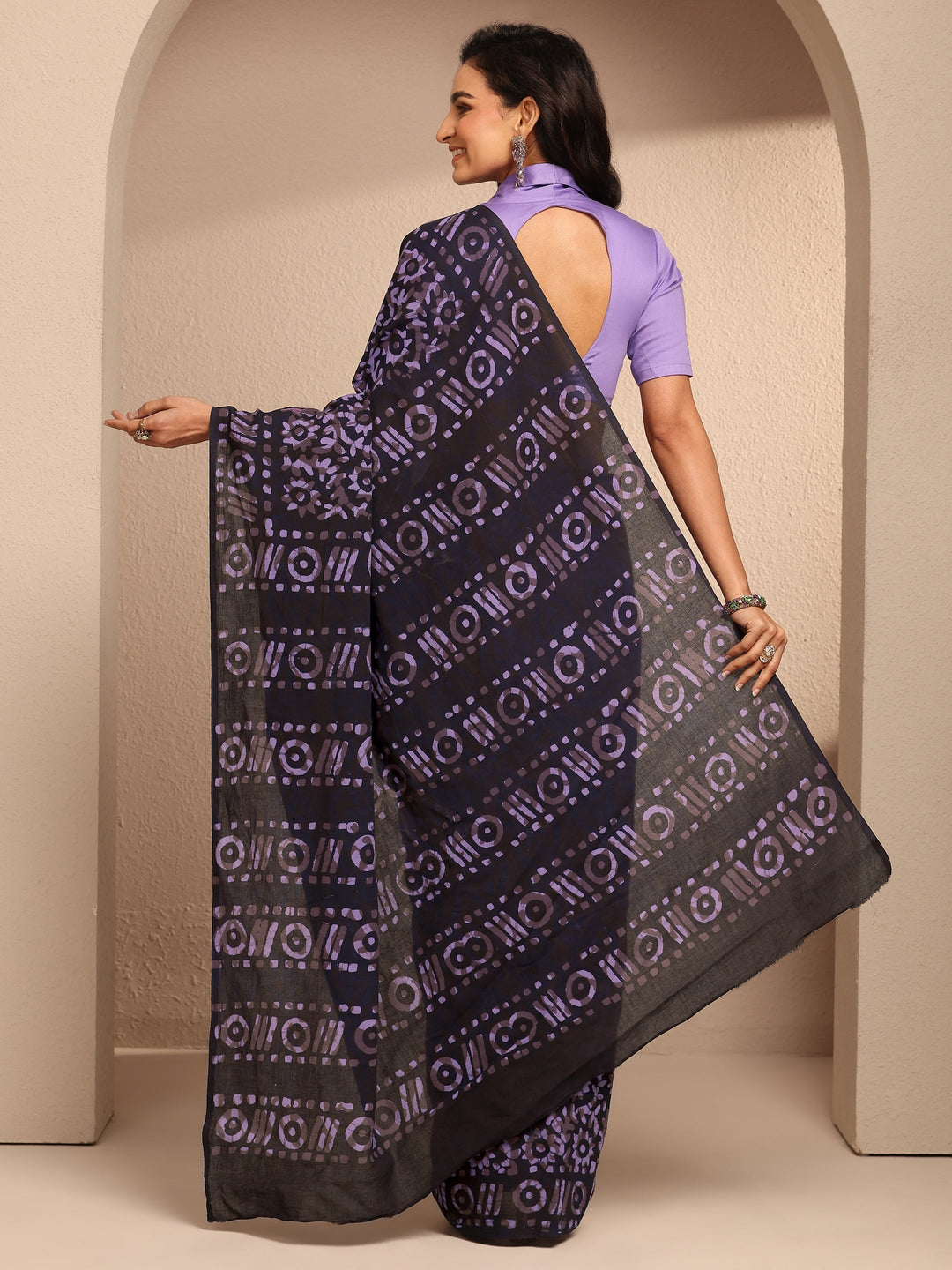  Purple Printed Cotton Saree With Unstitched Blouse Piece 