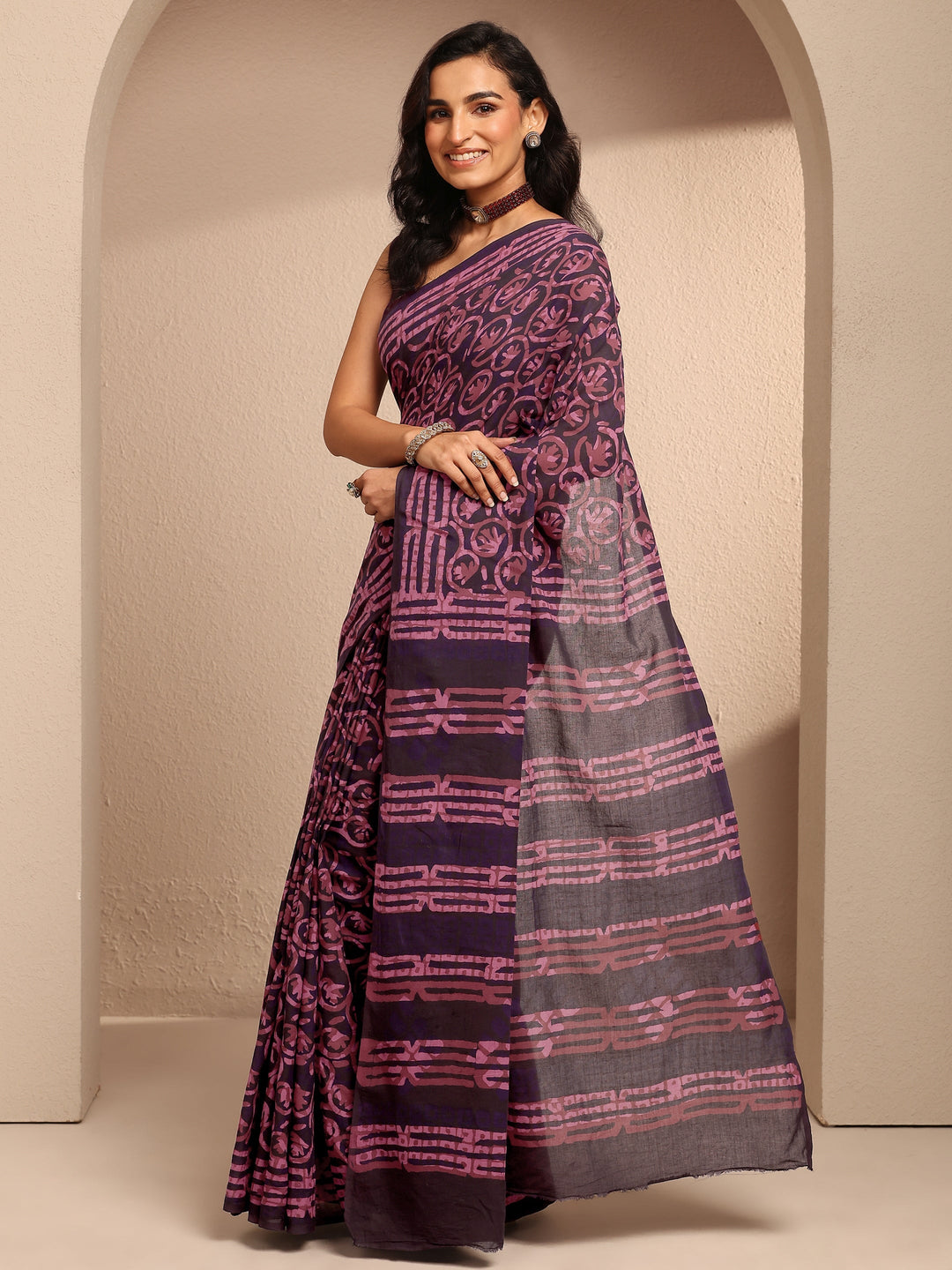  Burgundy Printed Cotton Saree With Unstitched Blouse Piece 