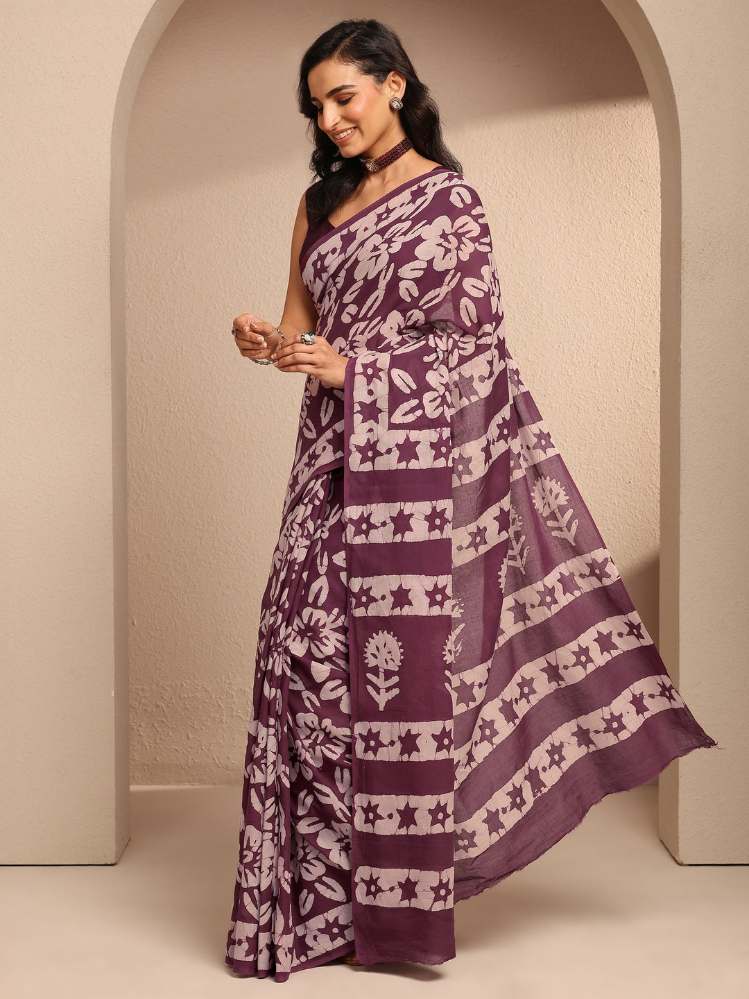  Burgundy Printed Cotton Saree With Unstitched Blouse Piece 