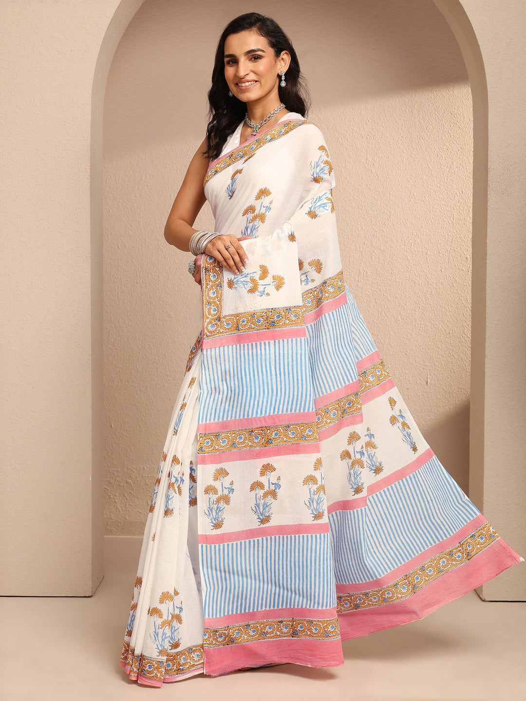  White Printed Cotton Saree With Unstitched Blouse Piece 