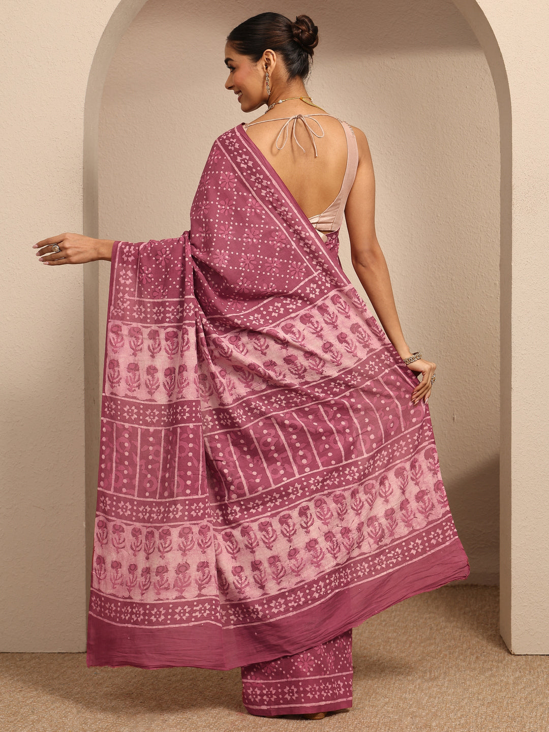  Mauve Ikat Printed Cotton Saree With Unstitched Blouse Piece 