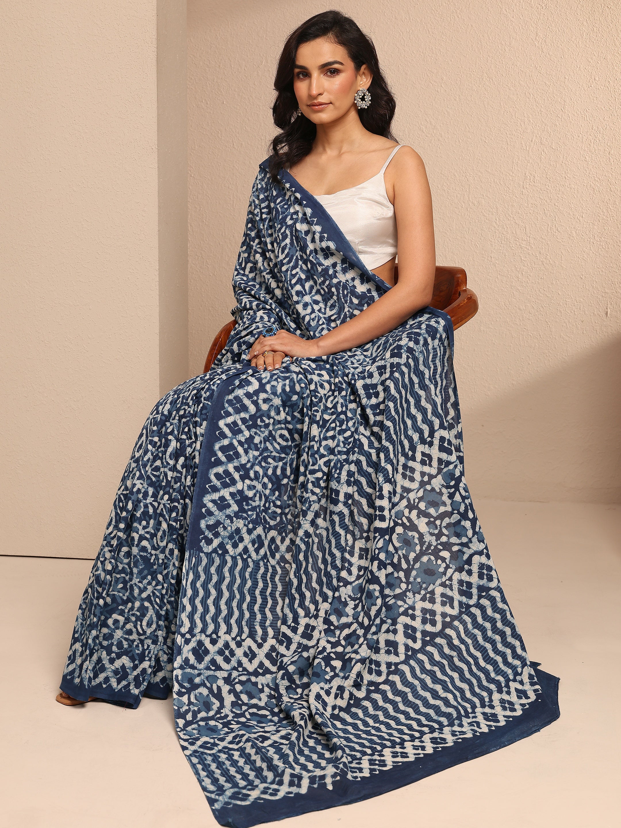 libas Blue Printed Cotton Saree With Unstitched Blouse Piece-picture-15