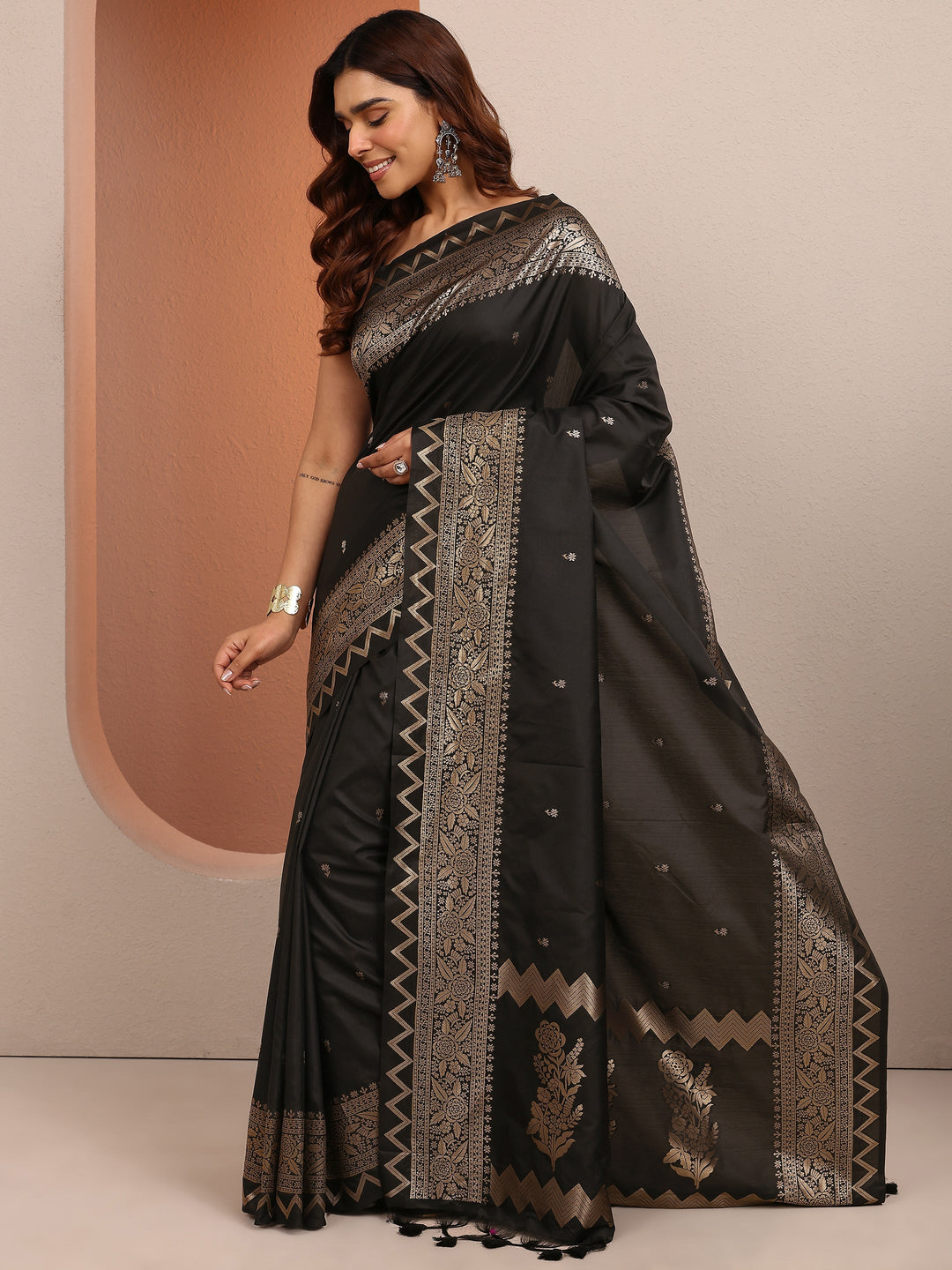  Black Woven Design Banarsi Silk Blend Saree With Unstitched Blouse Piece 