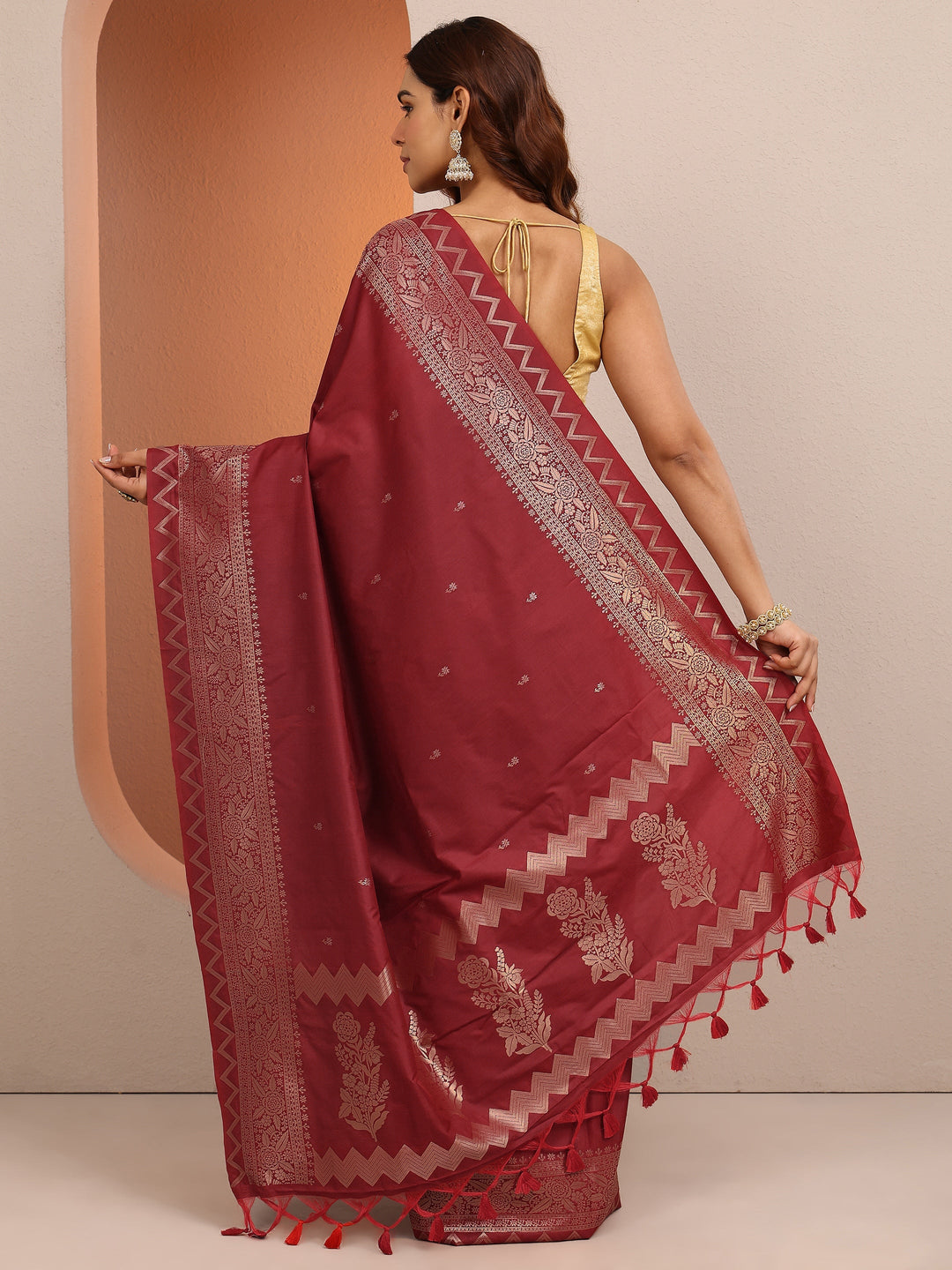  Red Woven Design Banarsi Silk Blend Saree With Unstitched Blouse Piece 