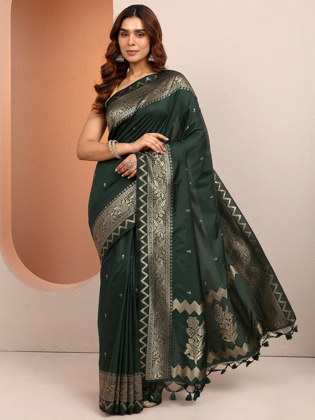 Green Woven Design Banarsi Silk Blend Saree With Unstitched Blouse Piece 