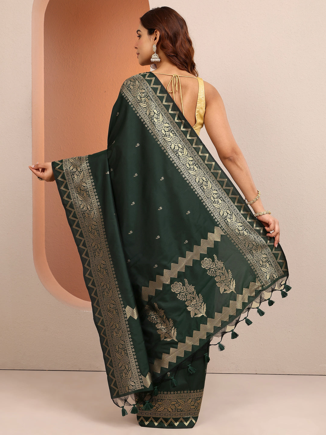  Green Woven Design Banarsi Silk Blend Saree With Unstitched Blouse Piece 