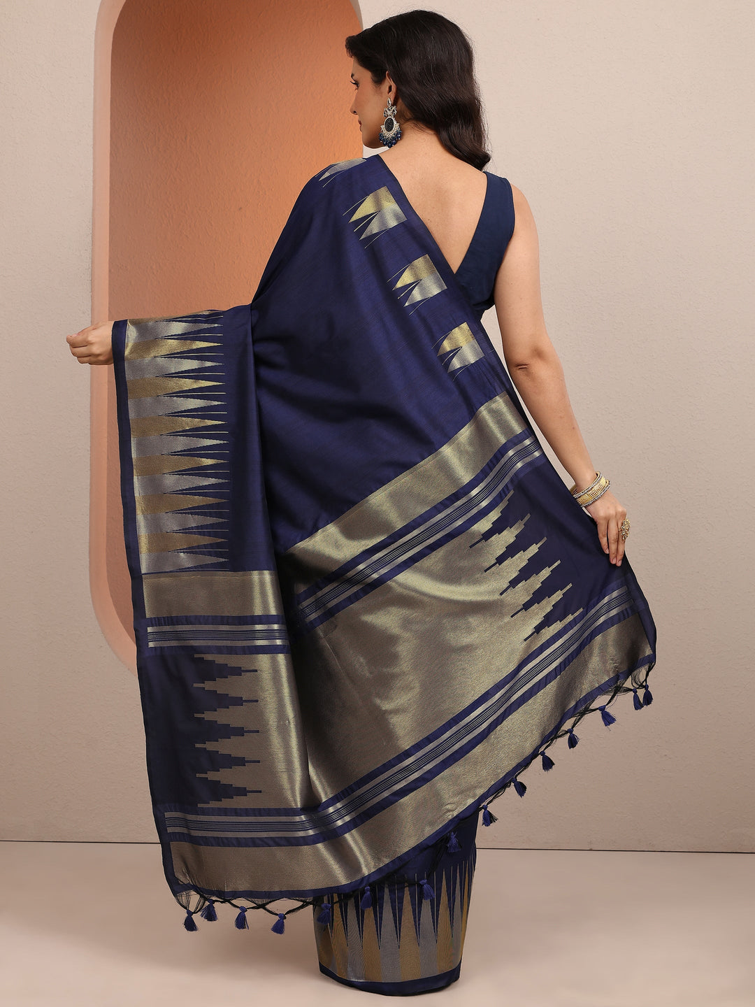  Blue Solid Silk Blend Saree With Unstitched Blouse Piece 
