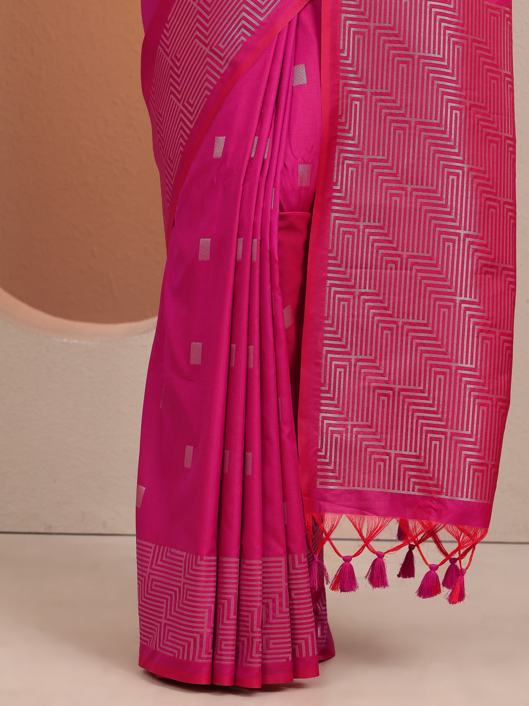  Pink Geometric Woven Design Silk Blend Saree With Unstitched Blouse Piece 