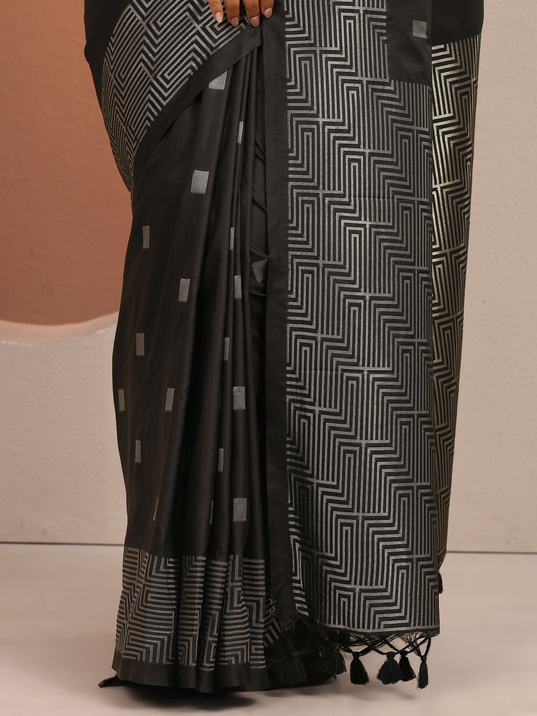 Black Geometric Woven Design Silk Blend Saree With Unstitched Blouse Piece 