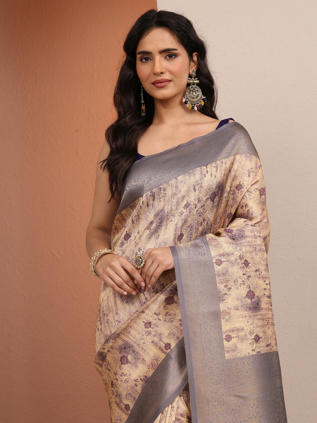  Gold Printed Silk Blend Saree With Unstitched Blouse Piece 