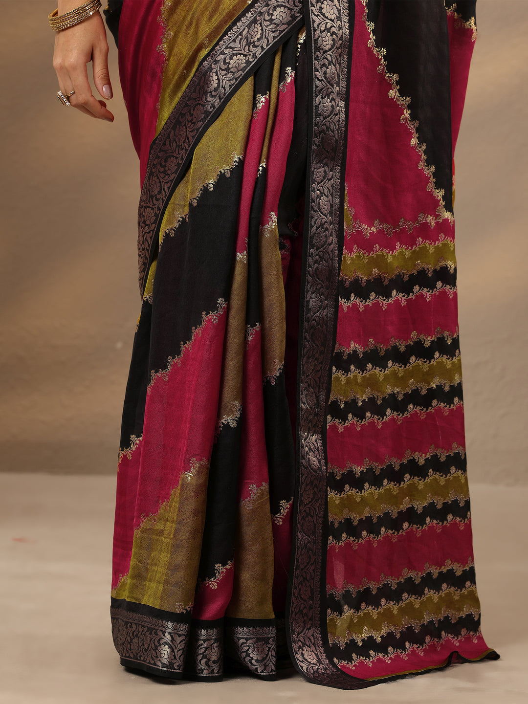  Multi Woven Design Silk Blend Saree With Unstitched Blouse Piece 