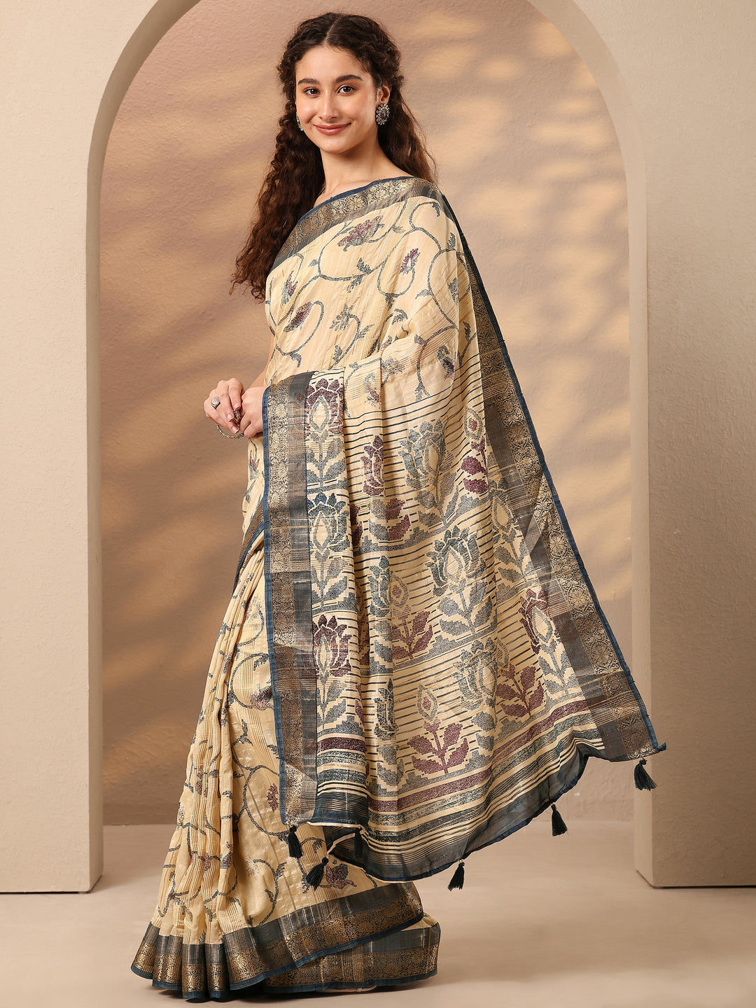  Beige Printed Silk Blend Saree With Unstitched Blouse Piece 
