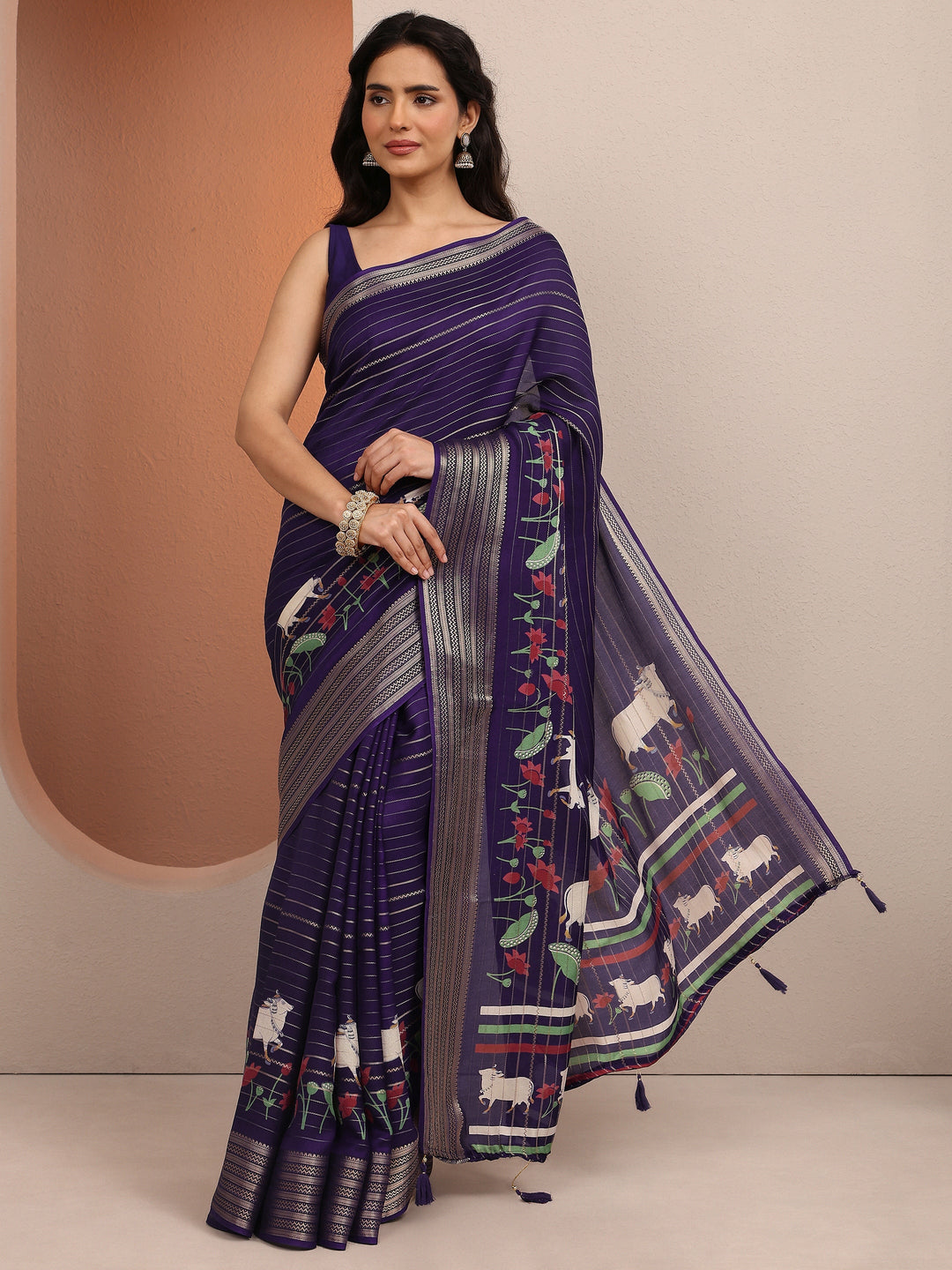 Purple Printed Silk Blend Saree With Unstitched Blouse Piece