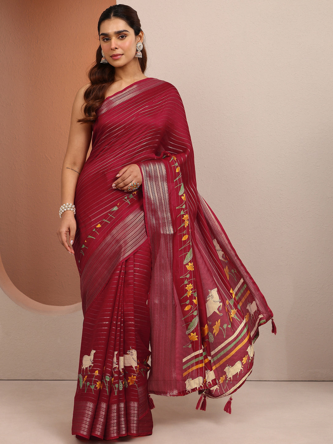 Red Printed Silk Blend Saree With Unstitched Blouse Piece