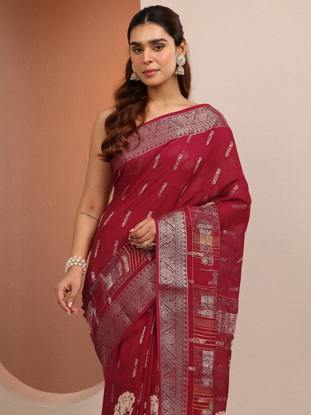  Red Printed Silk Blend Saree With Unstitched Blouse Piece 