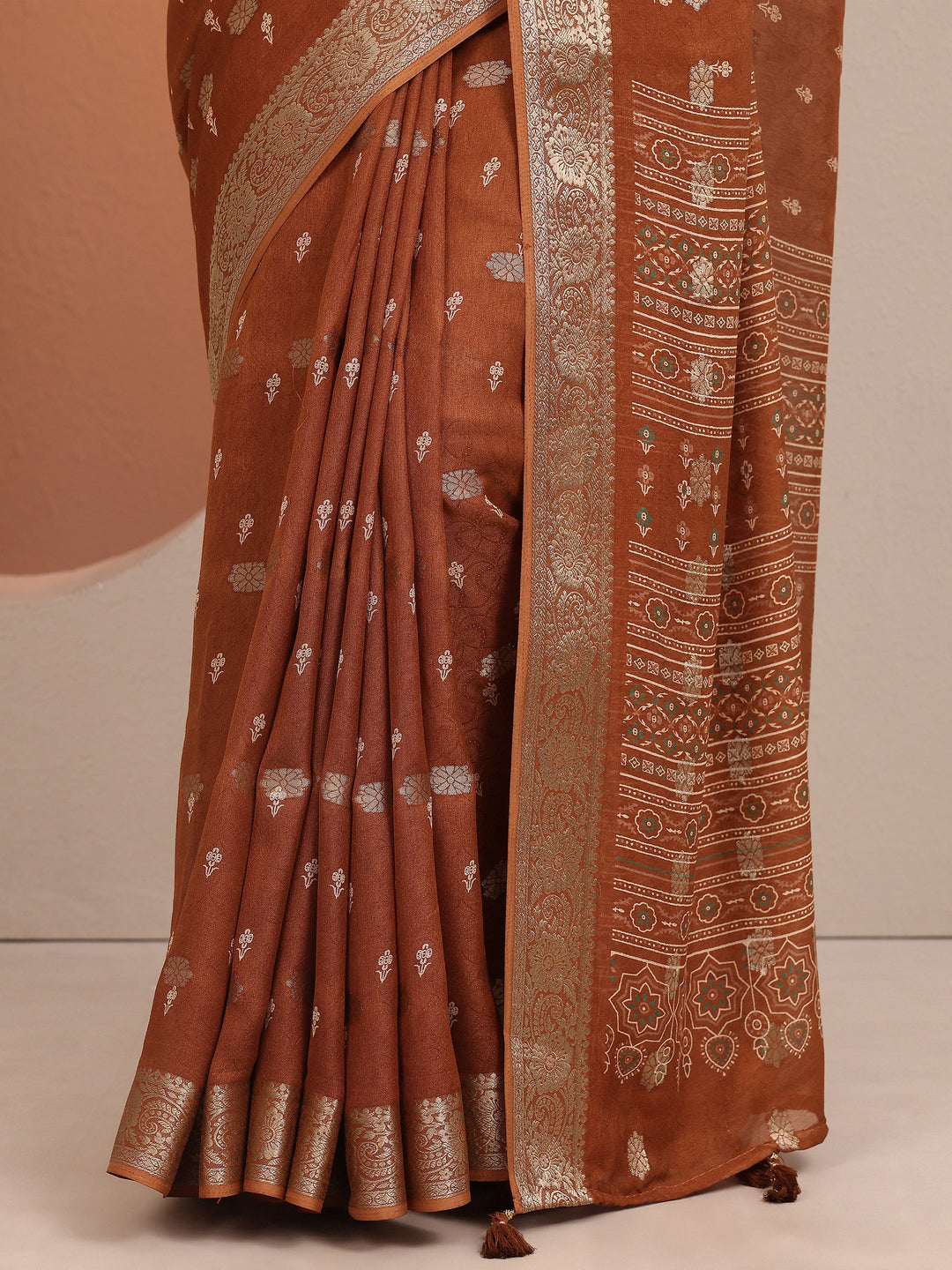  Rust Printed Silk Blend Saree With Unstitched Blouse Piece 