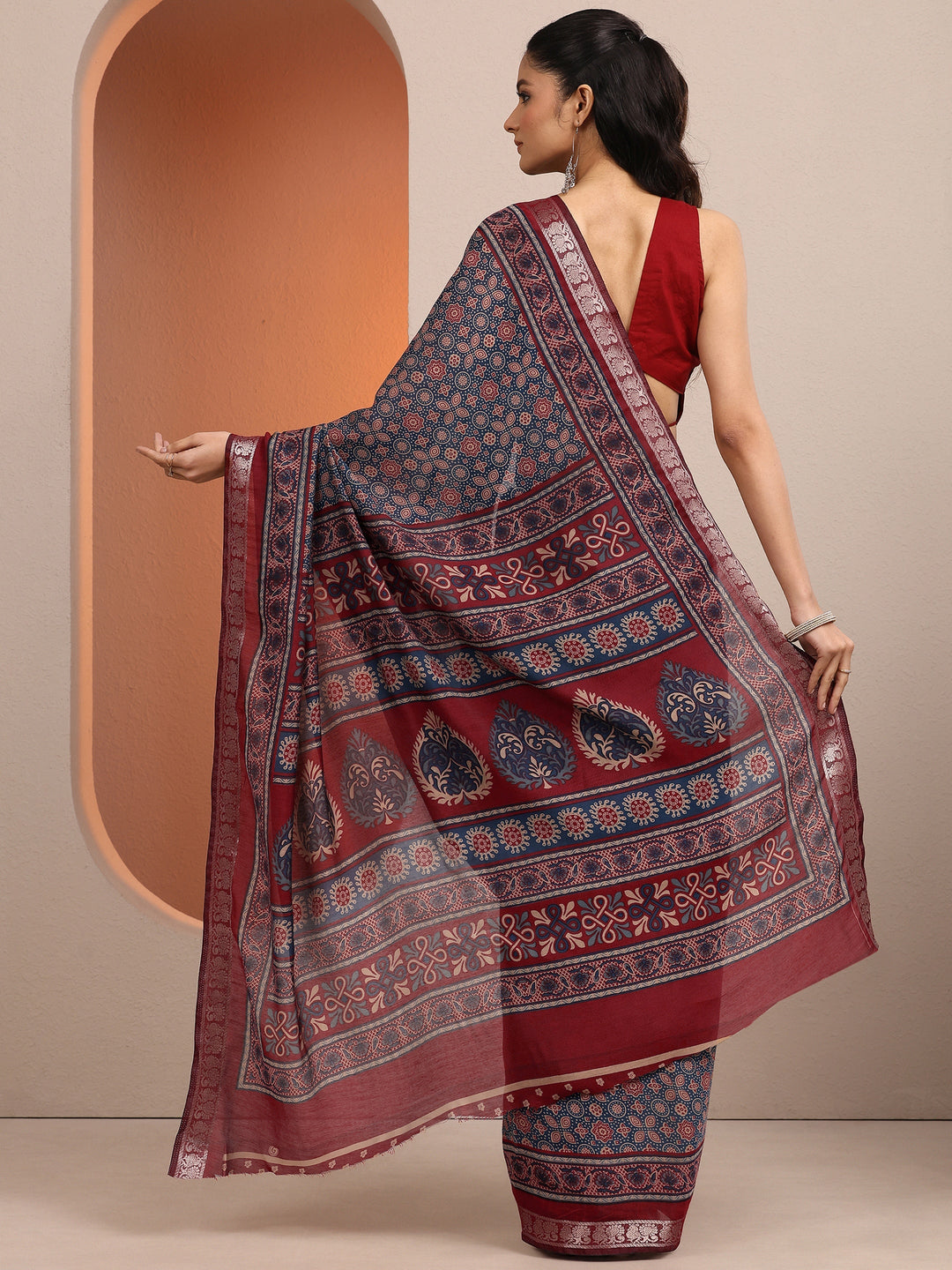  Blue Printed Silk Blend Saree With Unstitched Blouse Piece 