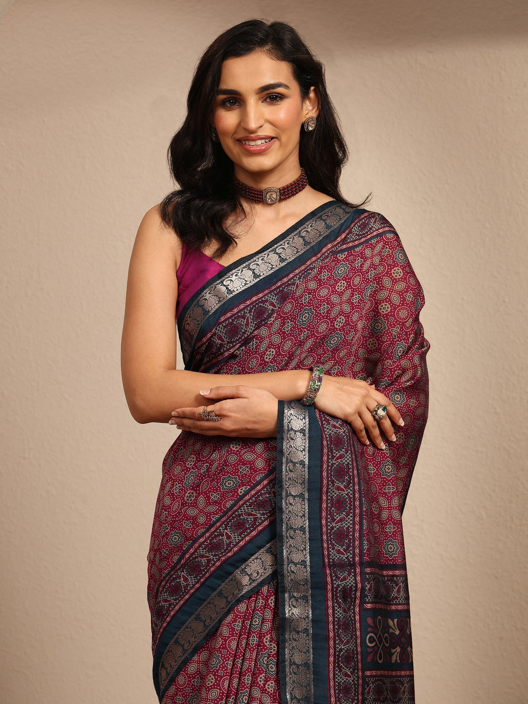  Maroon Printed Silk Blend Saree With Unstitched Blouse Piece 