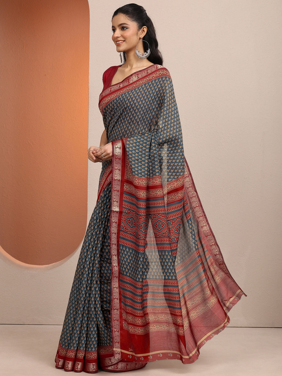  Blue Printed Silk Blend Saree With Unstitched Blouse Piece 