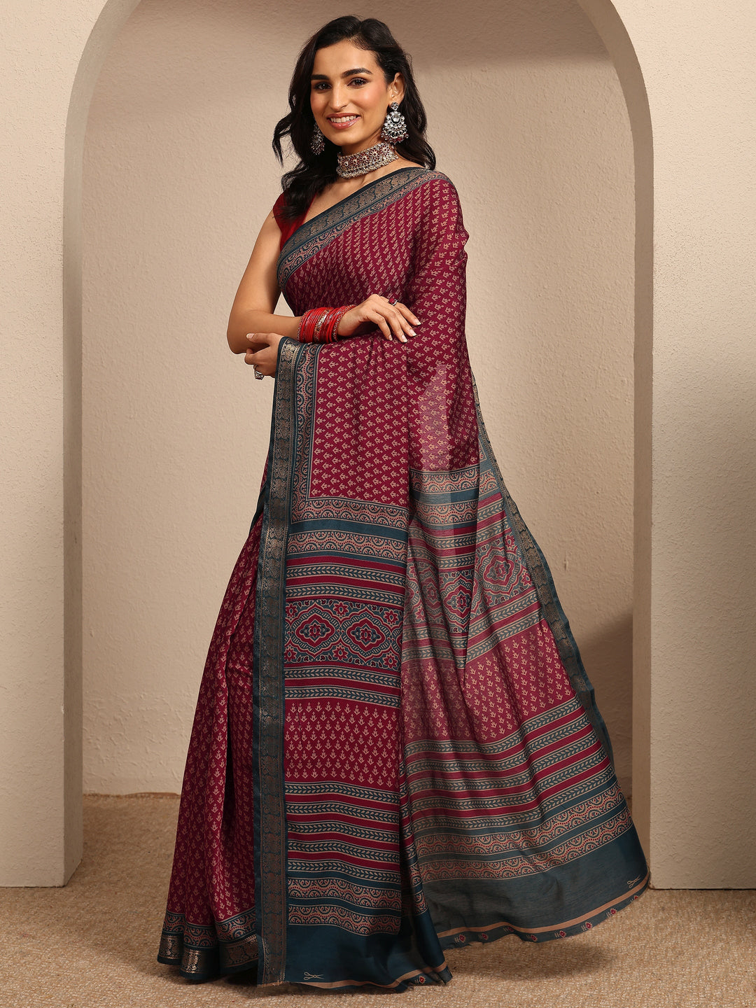  Pink Printed Silk Blend Saree With Unstitched Blouse Piece 