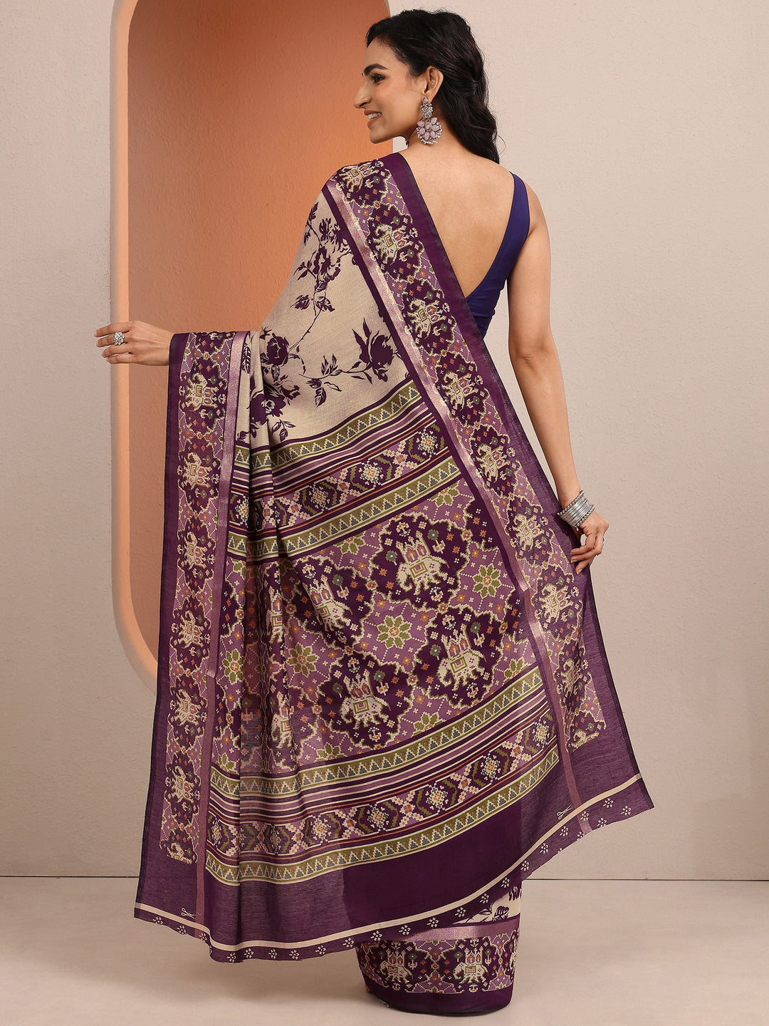 Beige Printed Silk Blend Saree With Unstitched Blouse Piece 