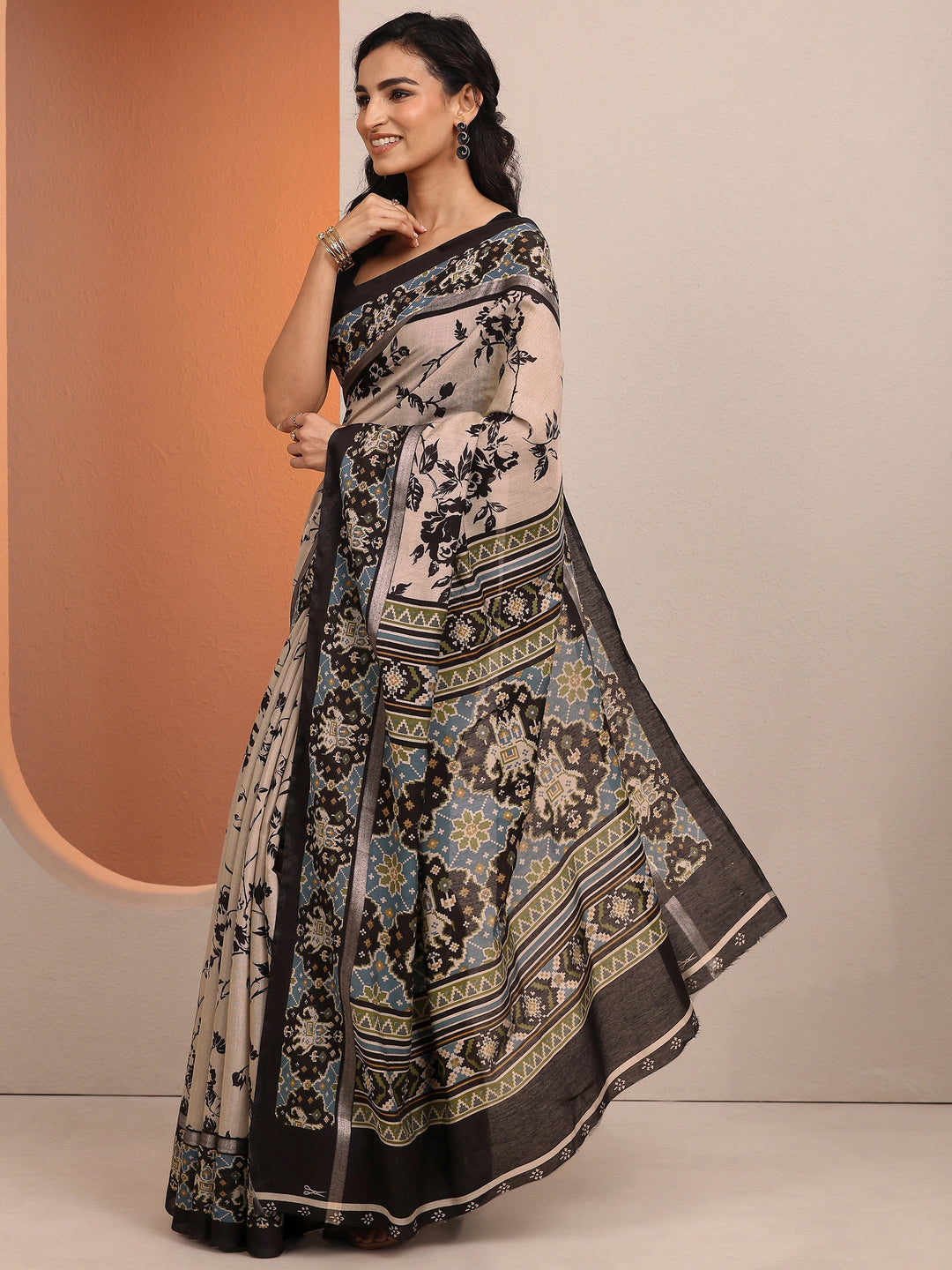  Beige Printed Silk Blend Saree With Unstitched Blouse Piece 