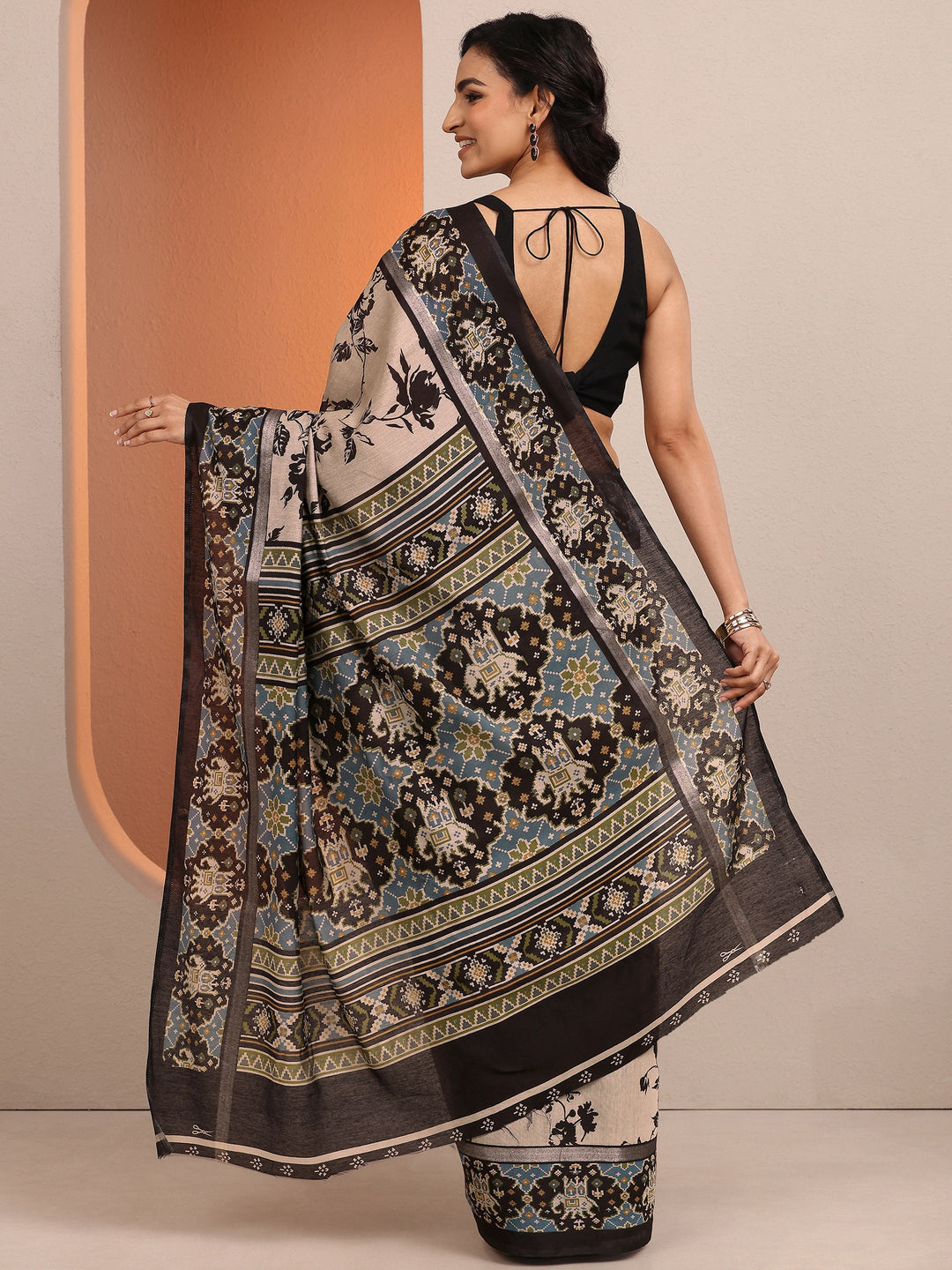  Beige Printed Silk Blend Saree With Unstitched Blouse Piece 